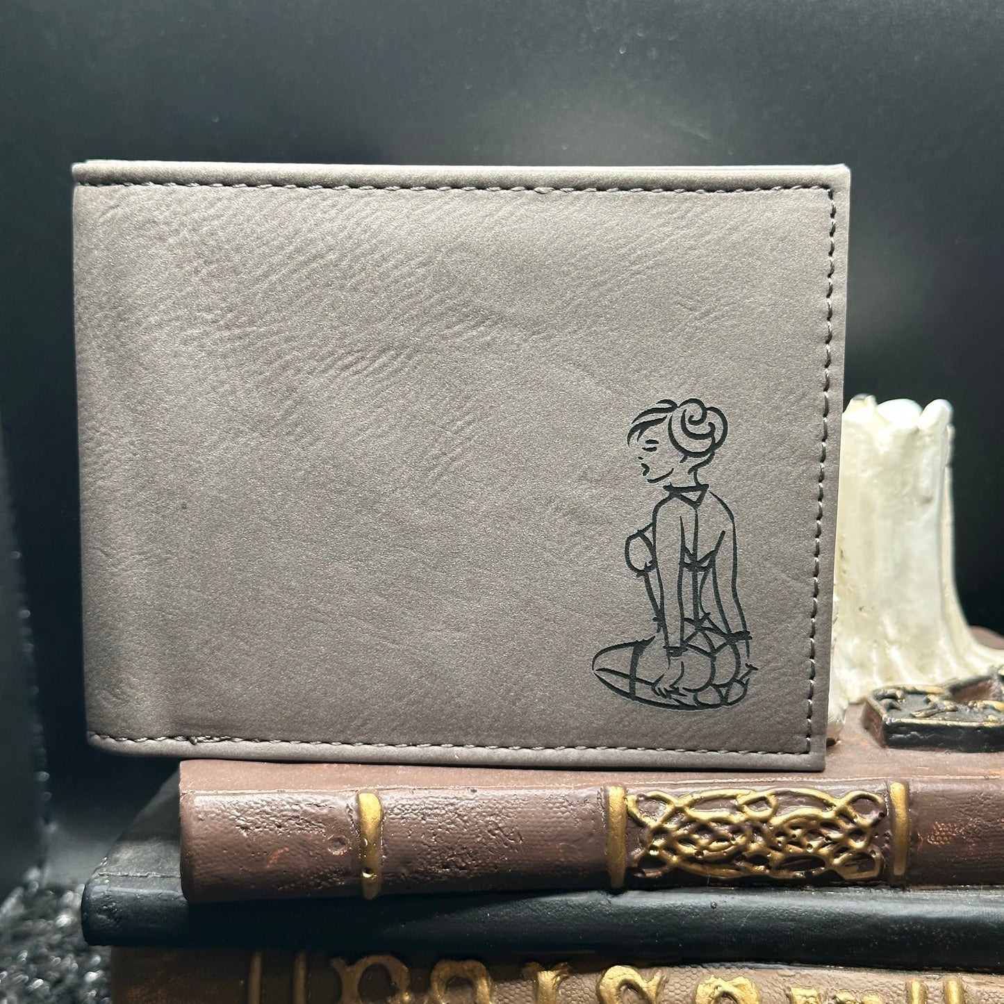 Sub Girl Gray Billfold Wallet